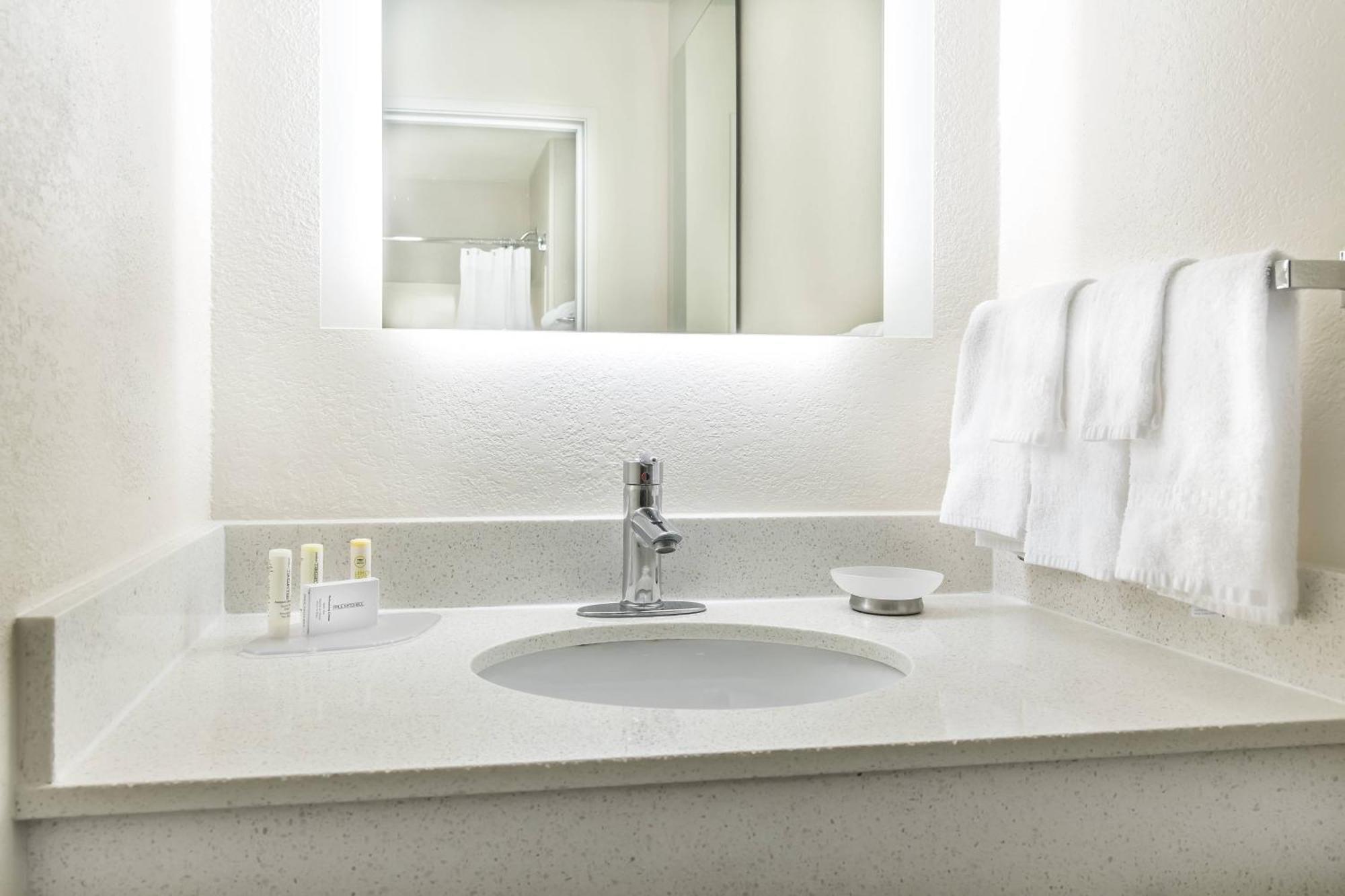 Springhill Suites By Marriott Houston Brookhollow Exterior photo