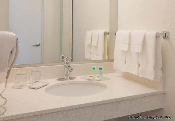 Springhill Suites By Marriott Houston Brookhollow Exterior photo