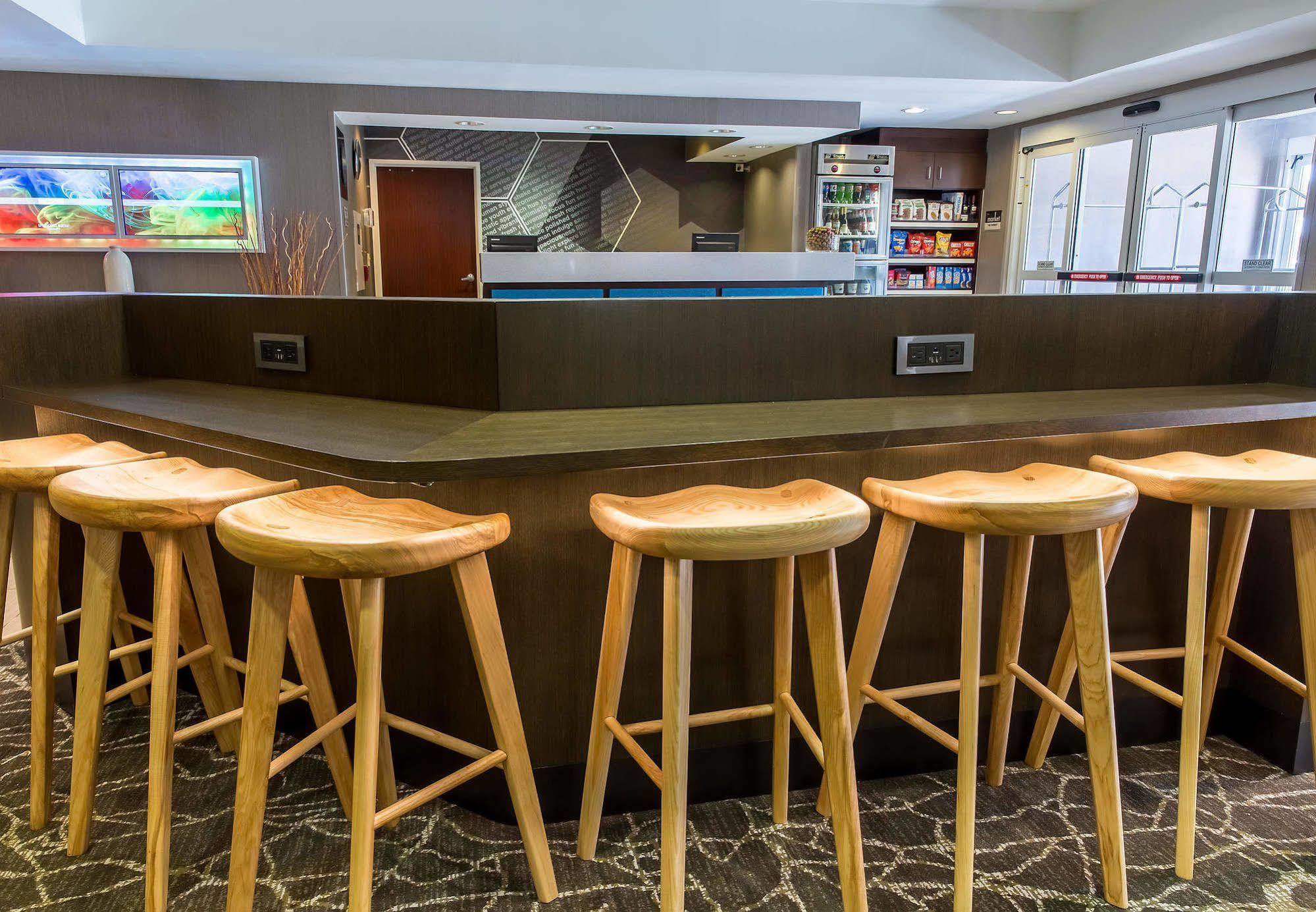 Springhill Suites By Marriott Houston Brookhollow Exterior photo